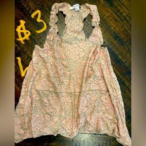 Women’s shirts size Large